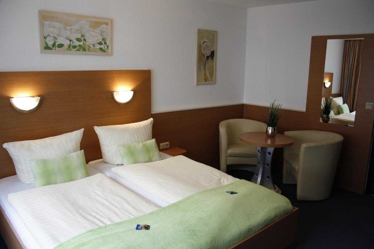 Hotel Pellmuehle Jever Bagian luar foto