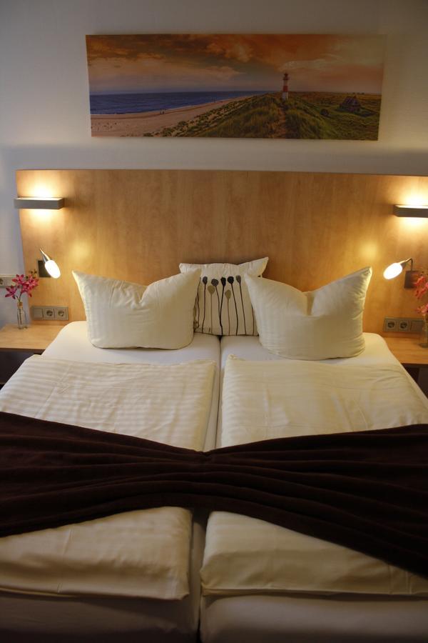 Hotel Pellmuehle Jever Bagian luar foto