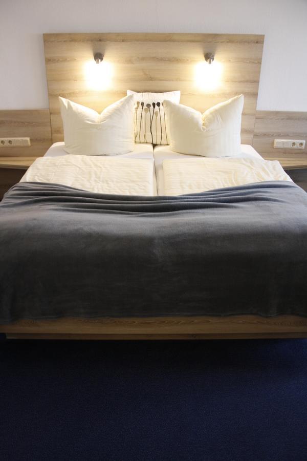 Hotel Pellmuehle Jever Bagian luar foto
