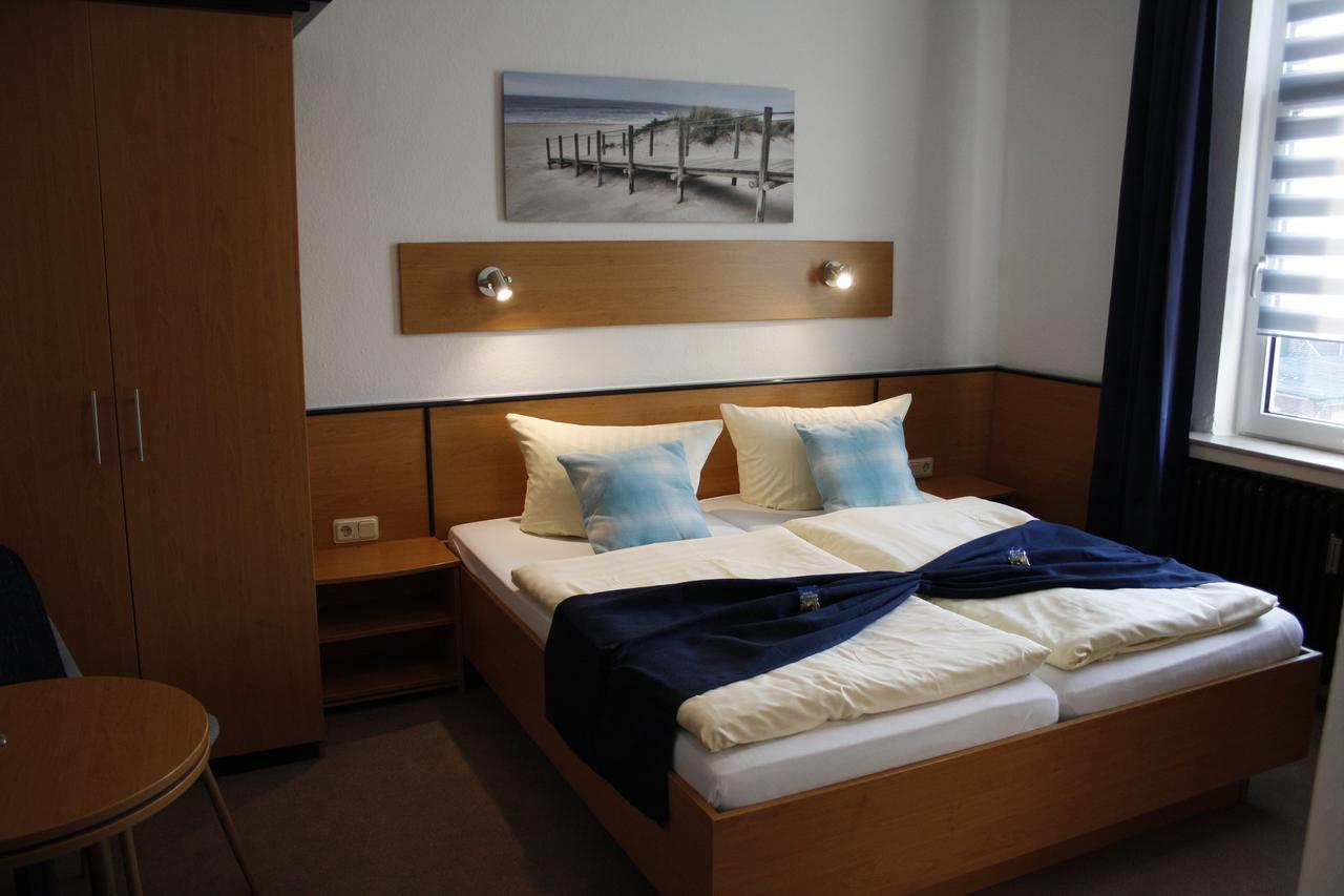 Hotel Pellmuehle Jever Bagian luar foto